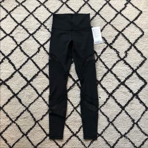 Lululemon seek the heat tights NWT